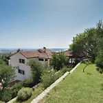 Four-bedroom In Nyaraló *