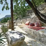 Four-bedroom In * Klis