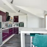 Four-bedroom In Nyaraló