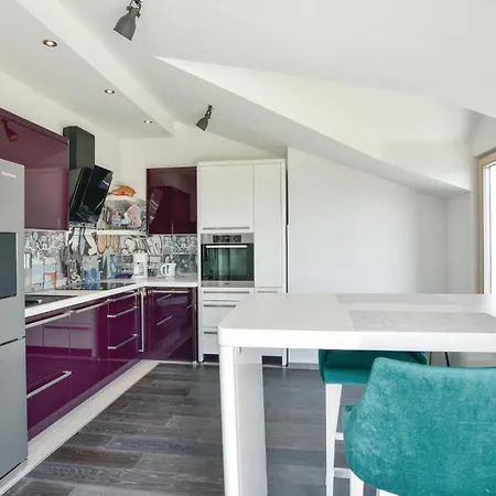 Four-bedroom In Сasa de vacaciones