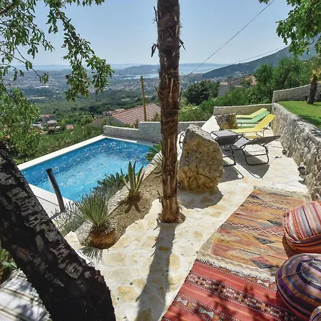 Four-bedroom In Сasa de vacaciones